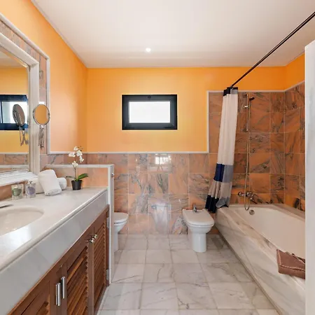 Villa Zafiro 8 By Escape Playa Blanca (Lanzarote)